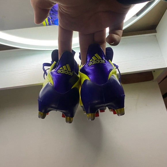 Adidas f50 cleats